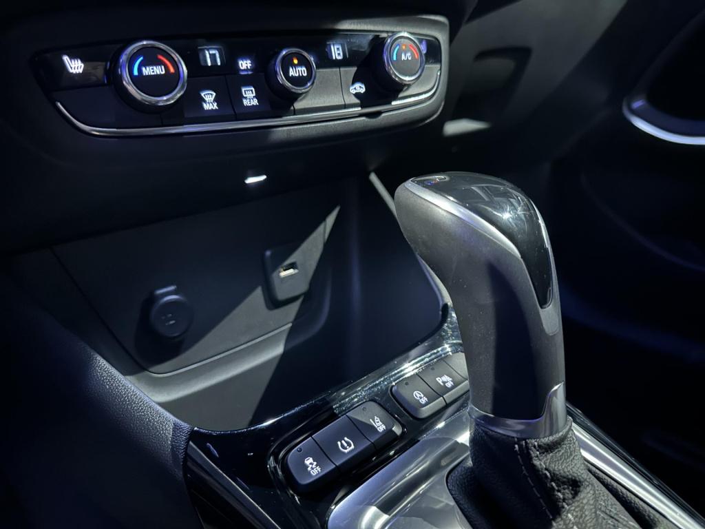 Opel Crossland X 1.2 turbo elegance *camera*climate*stoelverwarming*