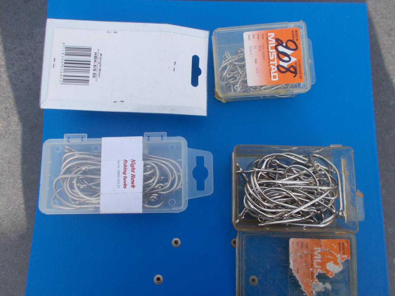 GROTE zeehaken maten 4/0,5/0,7/0 en 10/0