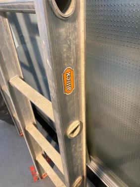 2x aluminium ladder