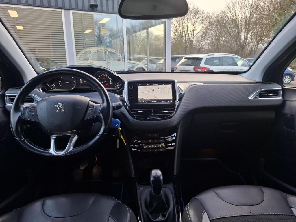 Peugeot 2008 suv 110 allure nav/cam/lmv