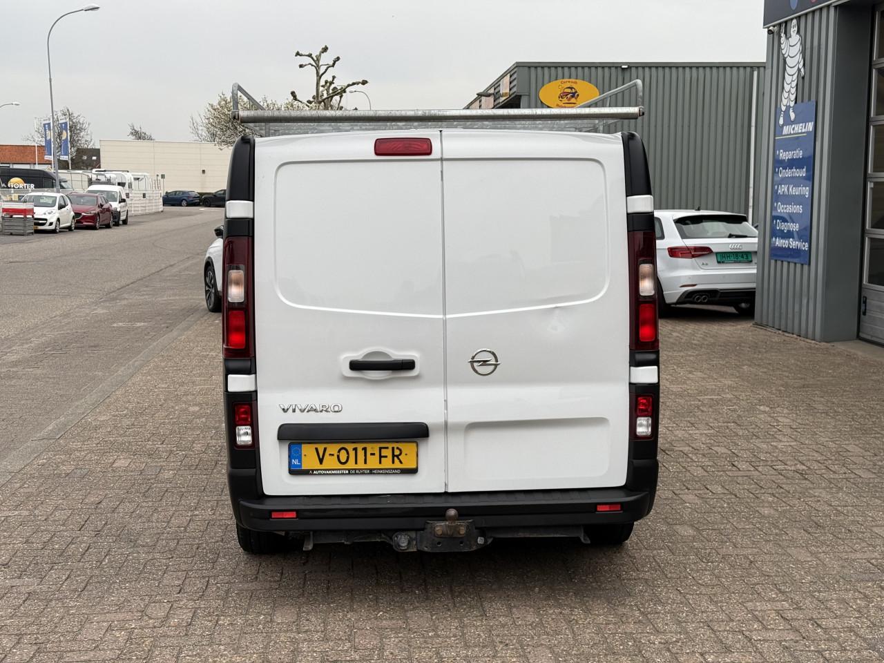 Opel Vivaro - 1.6 CDTI L1H1 Edition | Imperiaal | Trekhaak | 3 zits