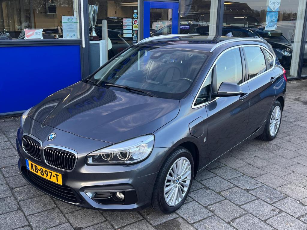 BMW 2-serie active tourer 225xe iperformance centennial high executive, cam