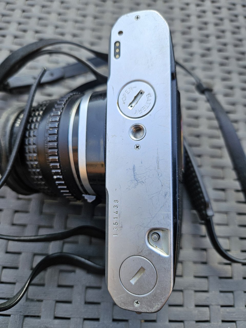 Analoge werkende Pentax asahi ME spiegelreflexcamera....