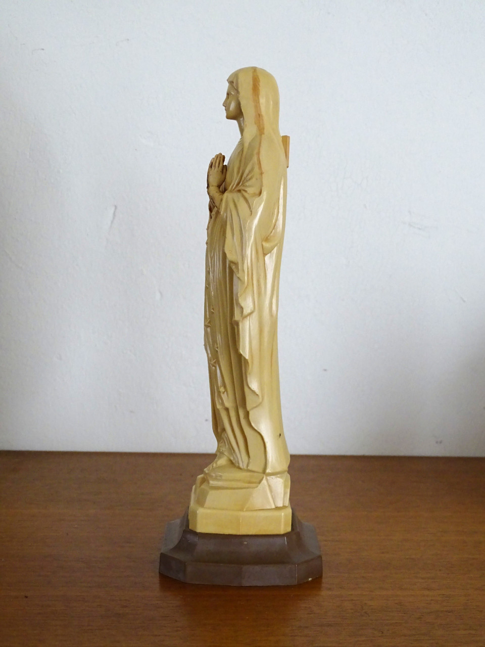 Vintage Beeldje Maria Lourdes Kunststof