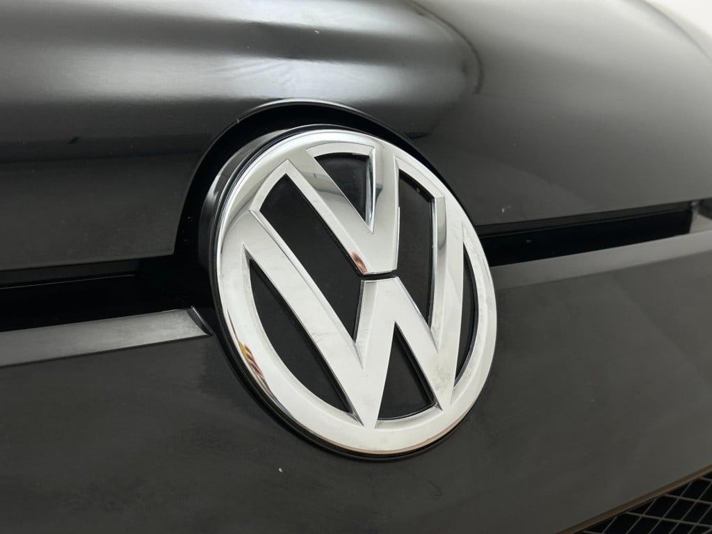 Volkswagen UP! occasion 1.0 high up! bluemotion | zwart | airco | aux | twe