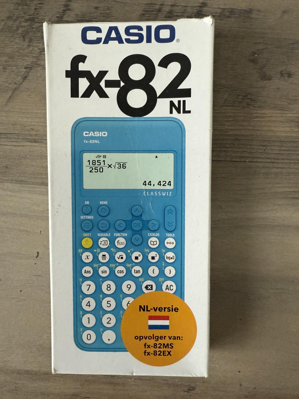Casio fx 82NL rekenmachine. Zo Goed Als Nieuw