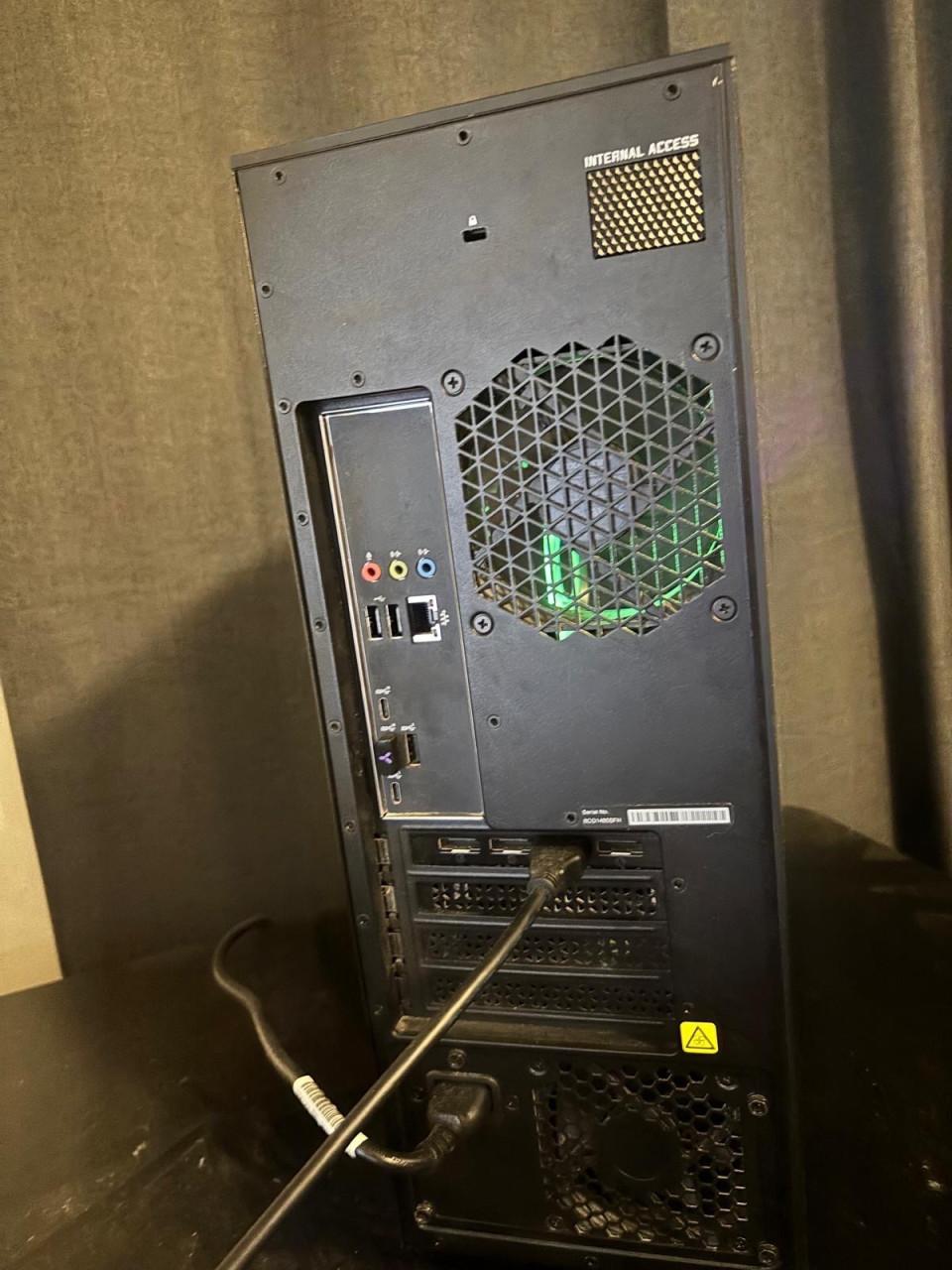 Omen Gaming PC - RYZEN 7 5700G - SSD/HDD 1500GB - RX 6600 XT 8GB 16GB wifi