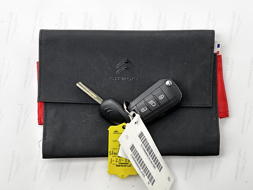 Citroen C3 110 pk automaat shine | rijklaar | comfort seats | 17" lichtmeta