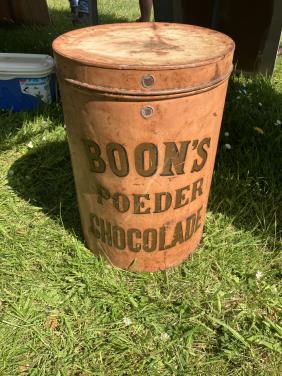 Groot antiek blik Boon’s chocolade