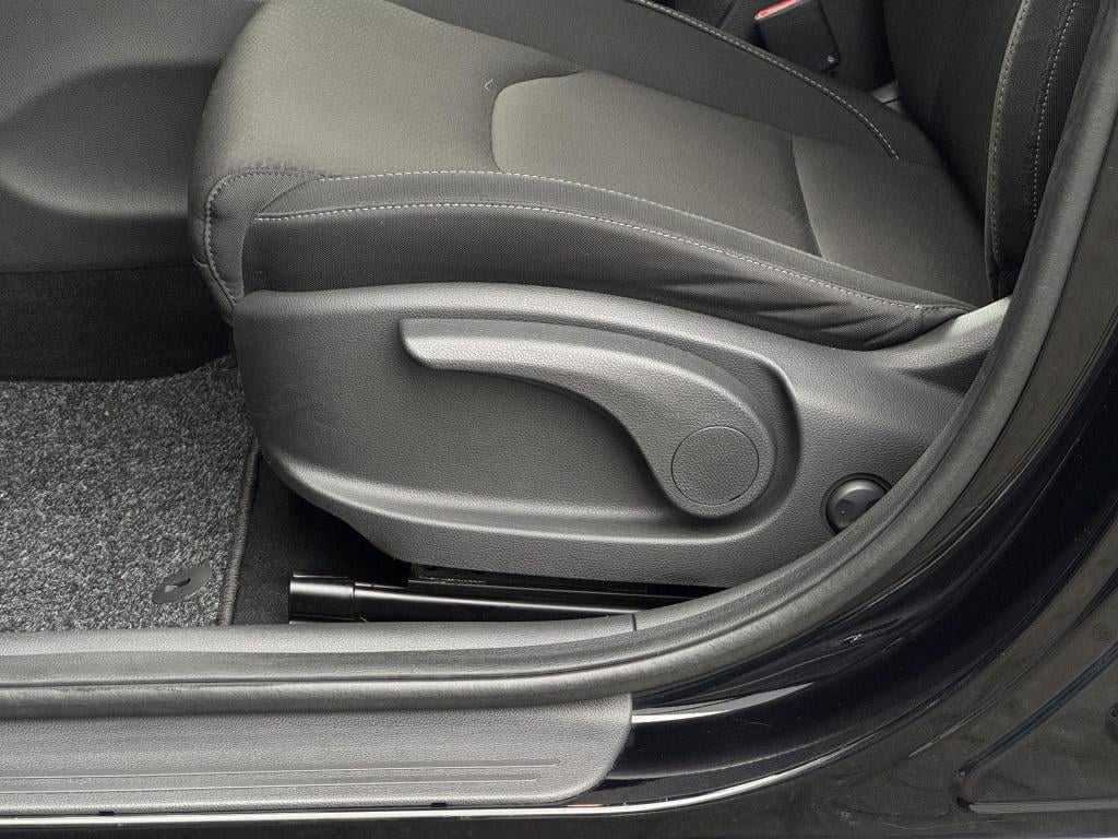 Hyundai I 30 1.0 t-gdi first edition nl-auto incl. trekhaak!