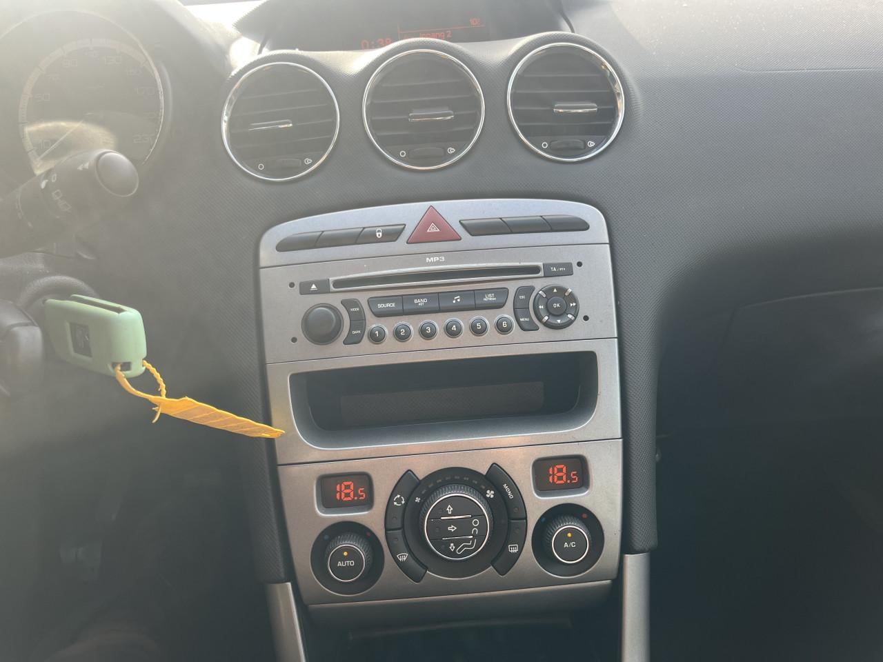 Peugeot 308 1.6 VTi XS Airco 2009 inclusief jaar apk
