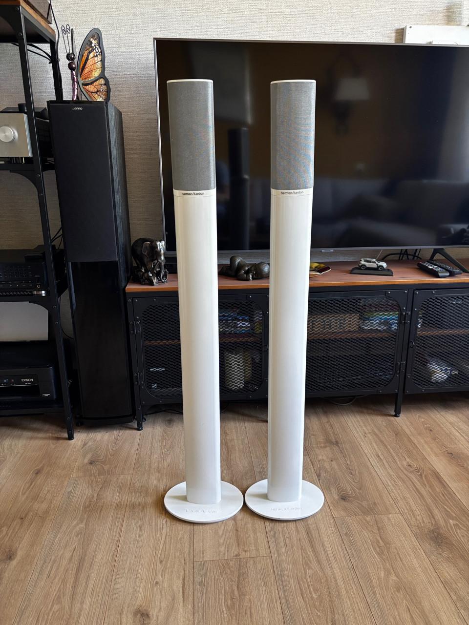 Luidsprekerstandaard met speakers