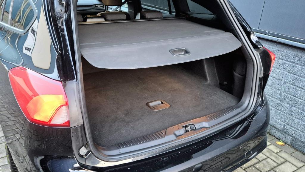 Ford Focus wagon st line x business 1.0 ecoboost hybrid | camera | lane ass