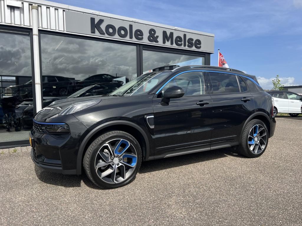 Lynk & Co 01 1.5 261pk phev 7dcth , panodak , trekhaak , carplay ,adaptive 
