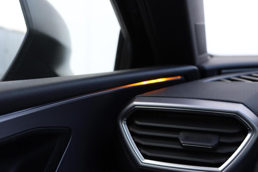 Seat Leon 1.5 tsi fr launch edition 150pk