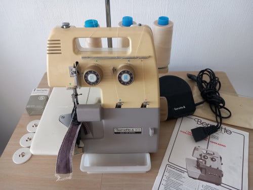 Echte BERNETTE 203 overlock