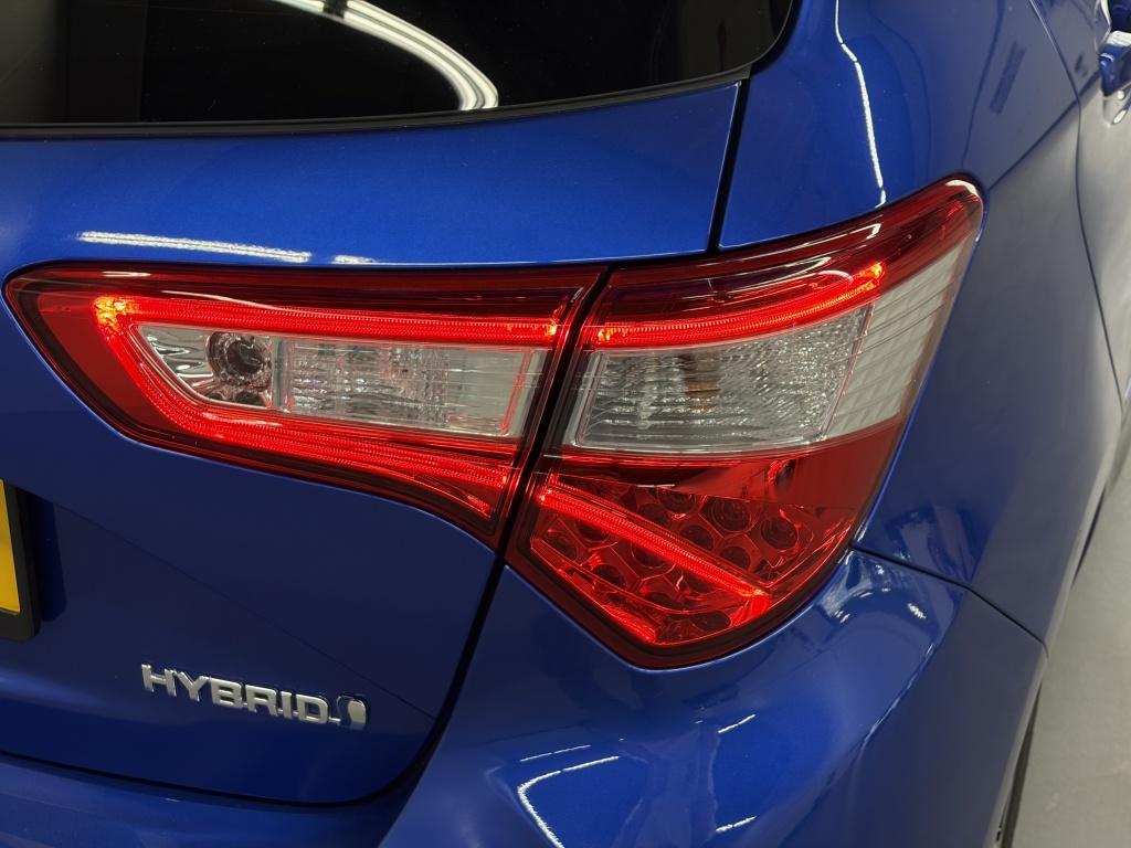Toyota Yaris 1.5 hybrid executive