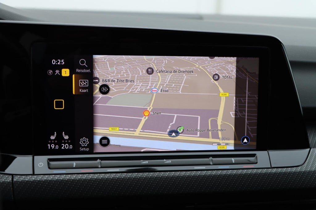 Volkswagen Golf 1.5 etsi r-line