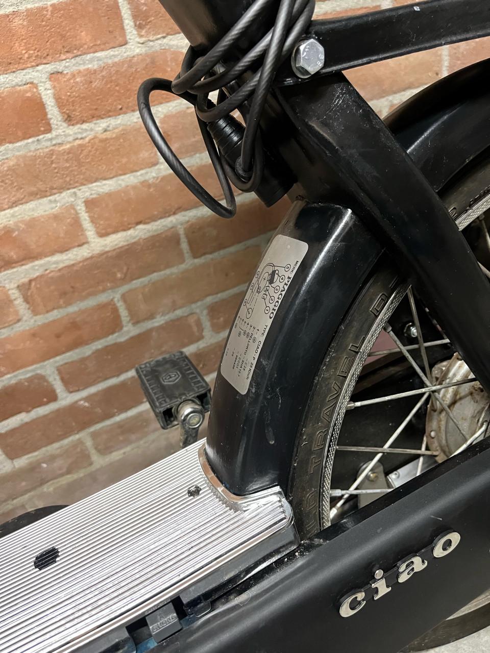 Vespa Ciao uit 1980 - Klassieke Snorfiets