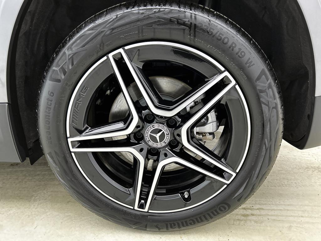 Mercedes-Benz Gla-klasse 250 e star edition amg line limited | dodehoek det