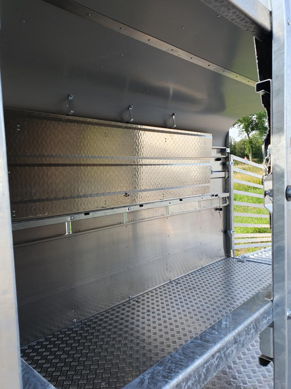 Demomodel Nugent veetrailer