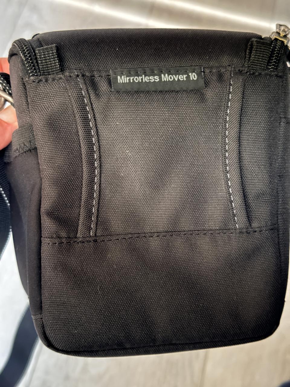 Camera tas met regenhoes Thinkpad Mirrorless Mover 10
