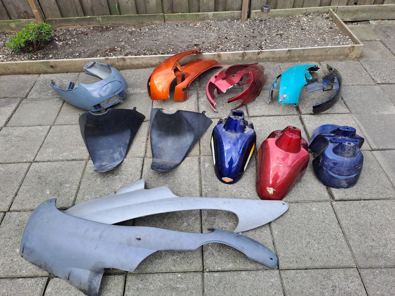 Te koop bijna alles voor peugeot vivacity en speedfighter