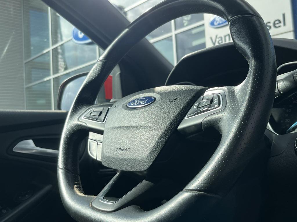Ford Focus 1.5 st-line | cruise control | achteruitrijcamera | navigatie | 