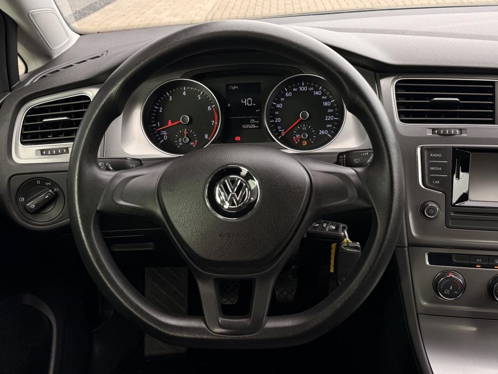 Volkswagen Golf 1.2 tsi trendline 5drs | airco | lm velgen