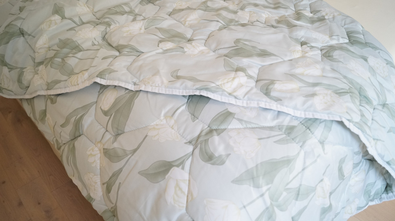 Happybed dekbed voor het hele jaar 220 x 240 cm.