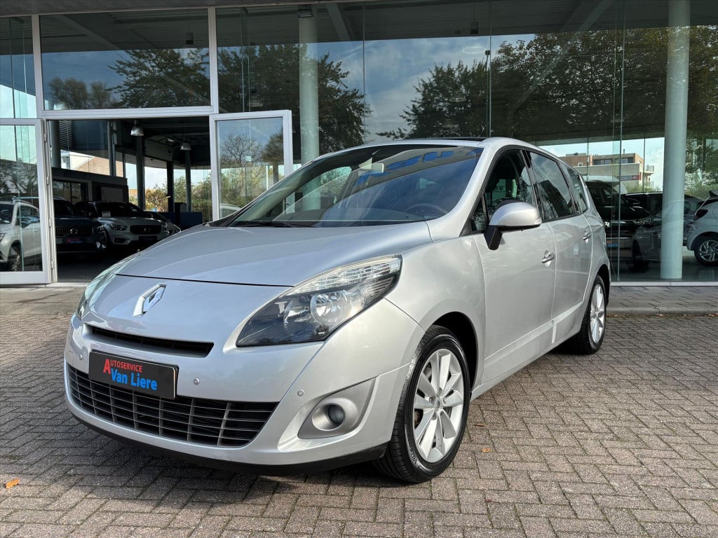 Renault Grand Scenic tce 130 7 persoons expression| schuifdak|trekhaak|rijk