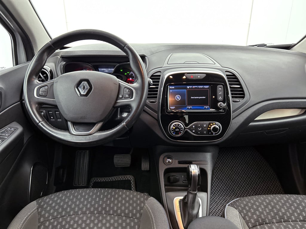 Renault Captur 1.3 tce intens / trekhaak / bose sound / camera / carplay-an