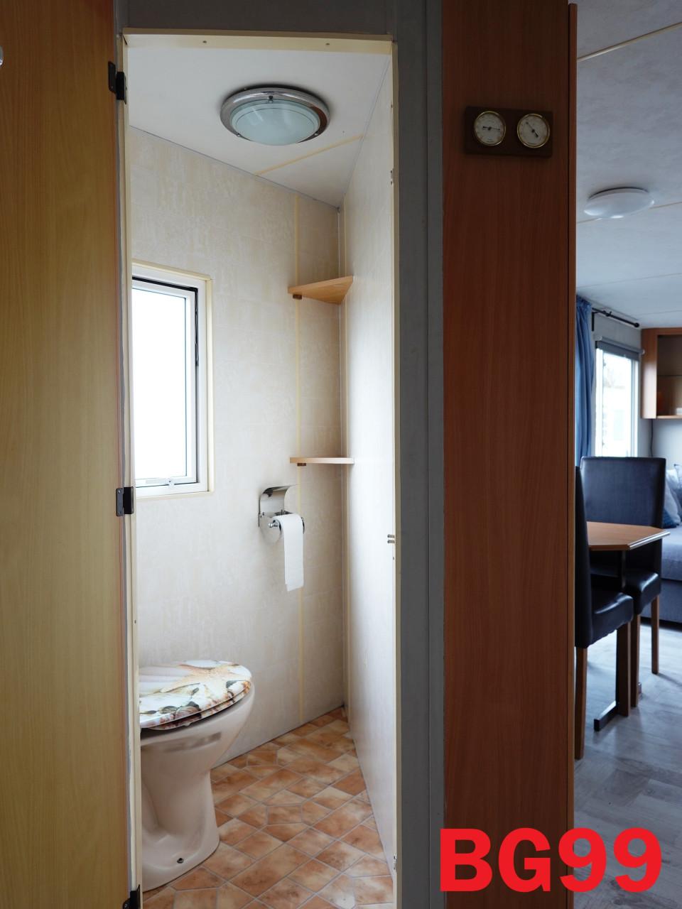 Keurig Classique Topline chalet met 2 slk  voor mooie prijs te koop!