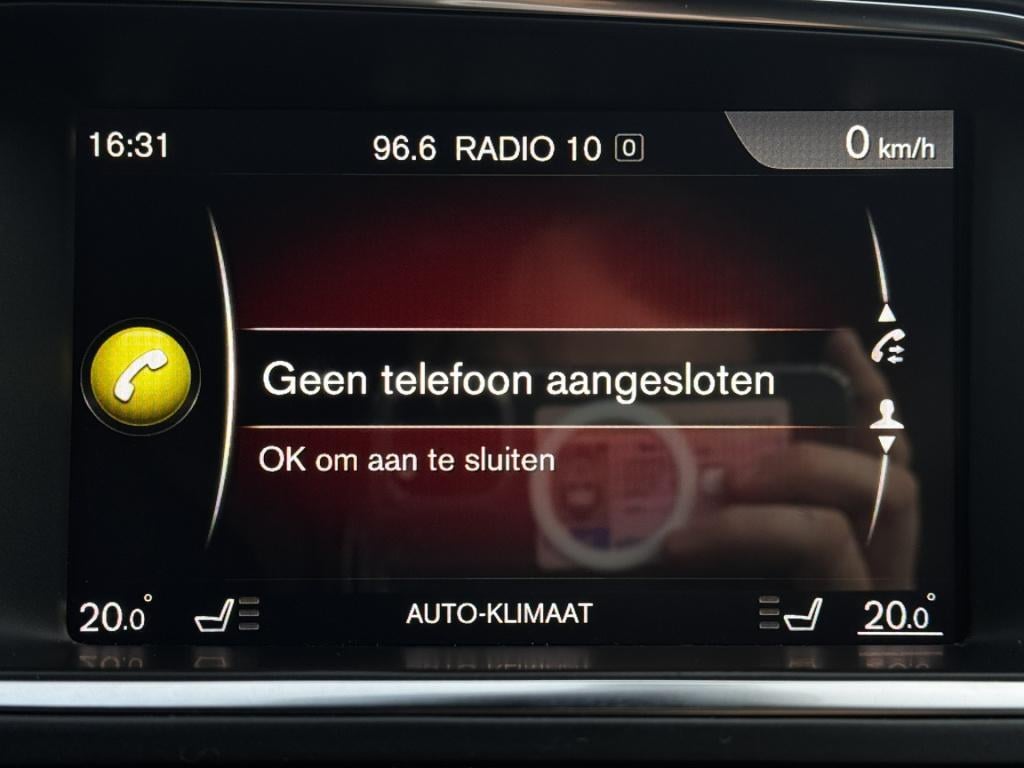 Volvo V40 2.0 t4 business sport | automaat | nav | carplay | trekhaak