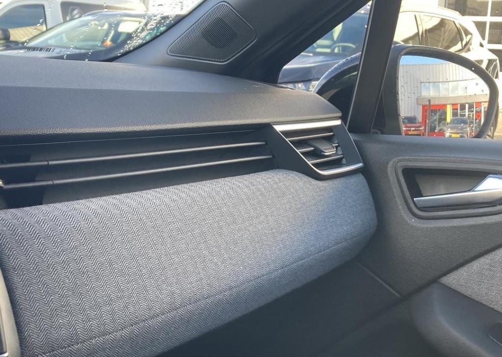 Renault Clio 1.6 e-tech full hybrid 145 techno