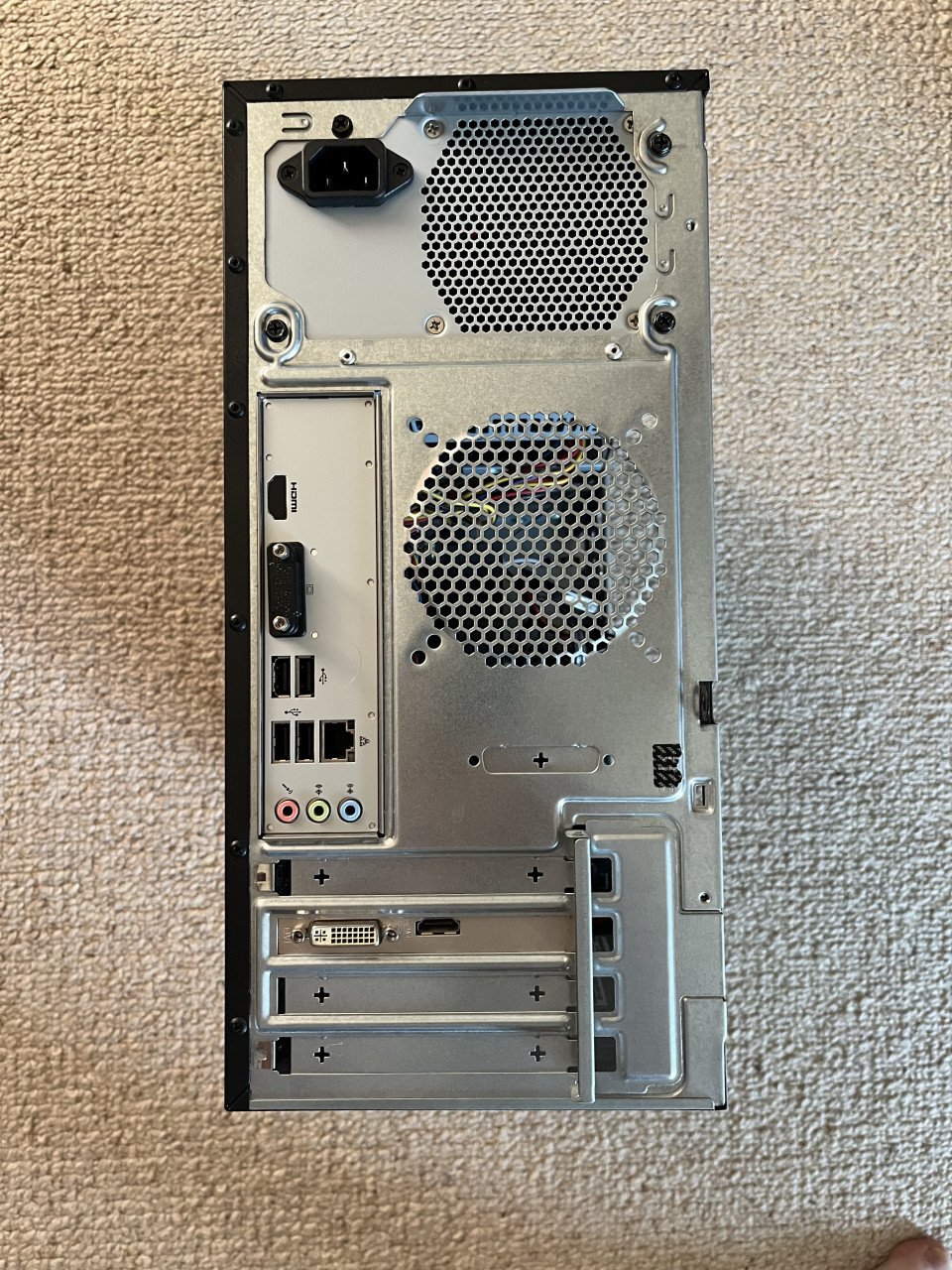Complete Acer Aspire TC-605 i5-4460 SSD+HDD GT730 24" Windows 11 Pro €75