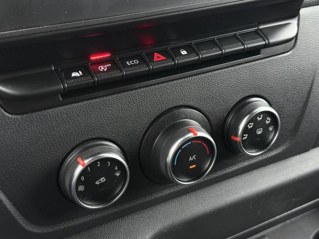 Renault Master t35 2.3 dci 180pk l2h2 work edition | nl-auto | carplay | na