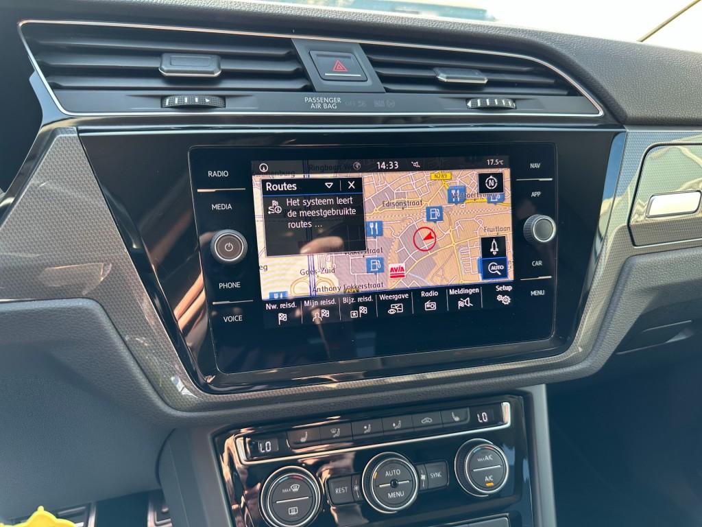 Volkswagen Touran 1.4 tsi highline edition r 7 persoons r-line led camera t