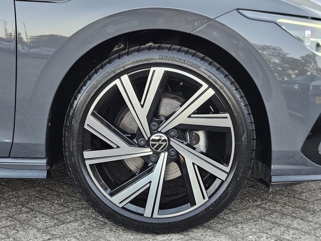 Volkswagen Golf 1.5 etsi r-line business | acc | stuur/stoel verw. rijklaar