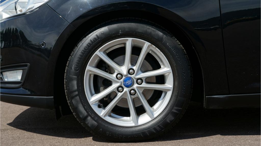 Ford Focus wagon 1.0 titanium edition rijklaar incl garantie