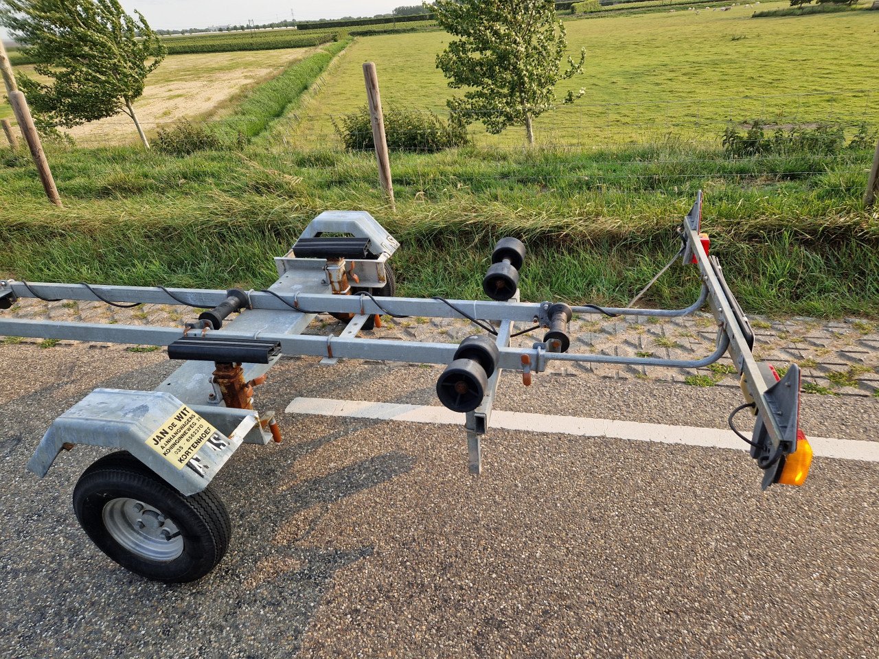 Boottrailer Atlas trailer met 750 kg Knott as 4.50 meter