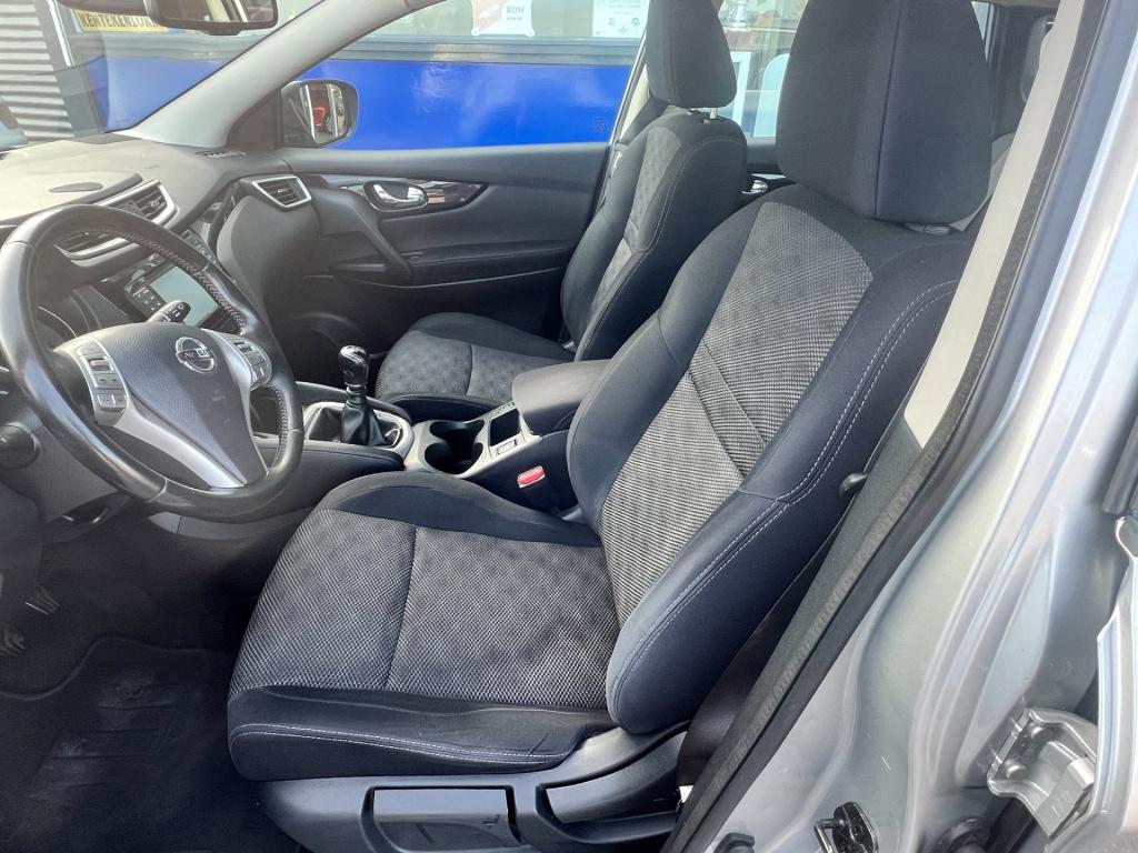 Nissan Qashqai 1.6 tekna, camera, trekhaak enz..