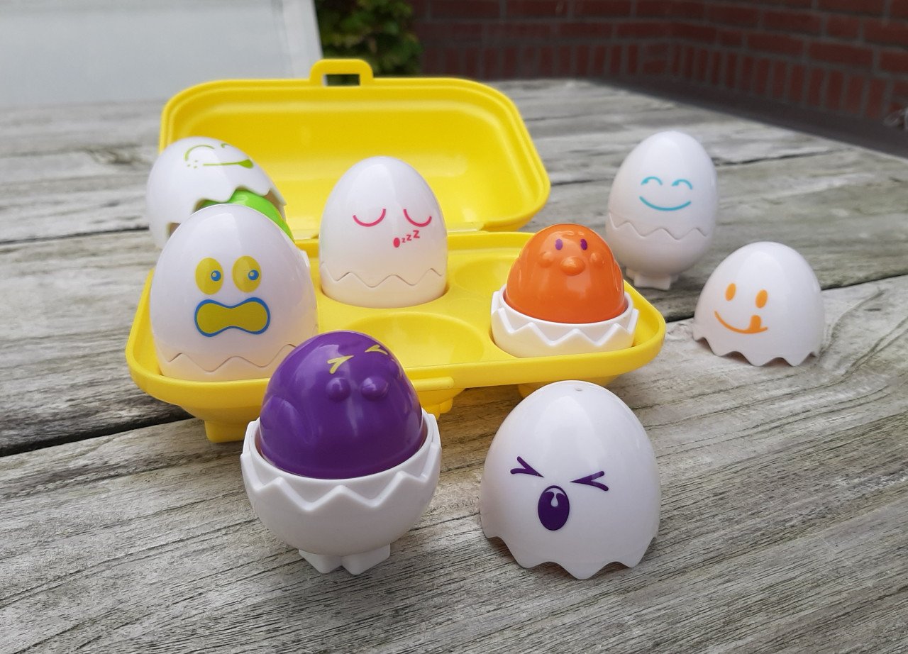 Tomy Verrasingseieren speelset