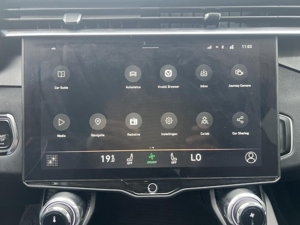 Lynk & Co 01 1.5 261pk plug in hybrid , black edition , zwarte velgen , pan