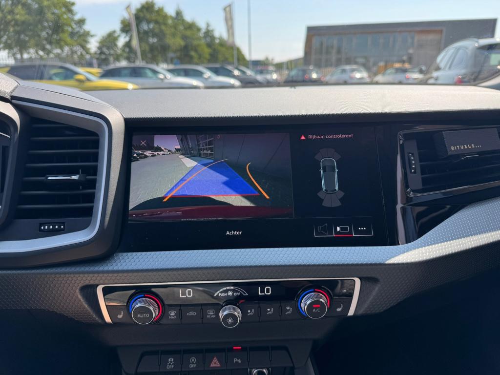 Audi A1 Sportback 30 tfsi s line * matrix led * carplay * cruise control * 