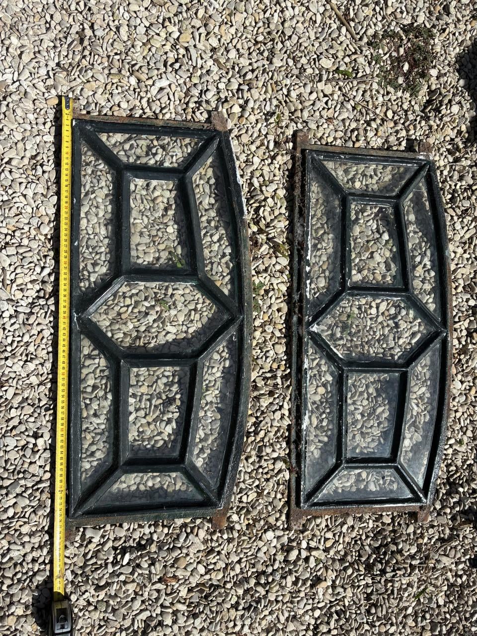 2 antieke Stalraampjes