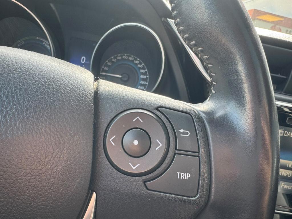 Toyota Auris touring sports 1.8 hybrid lease