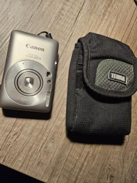 Werkende mooie Canon Digital IXUS 100 IS camera met tas...