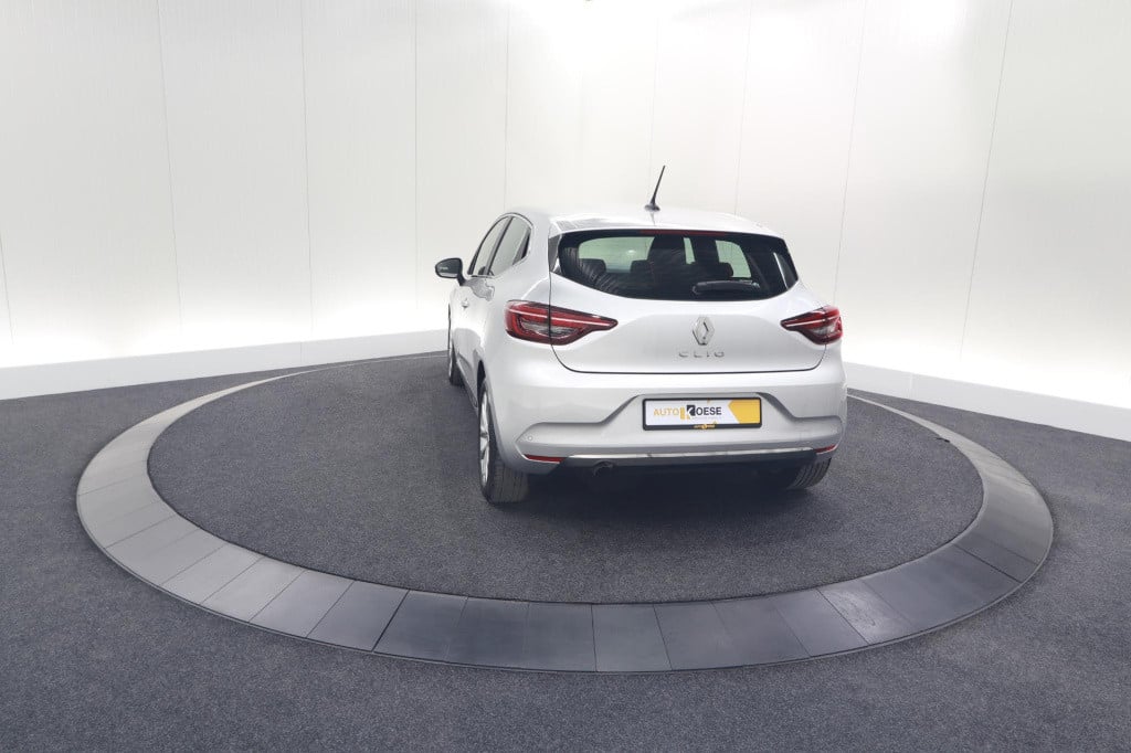 Renault Clio tce 100 intens | parkeersensoren | apple carplay | climate con