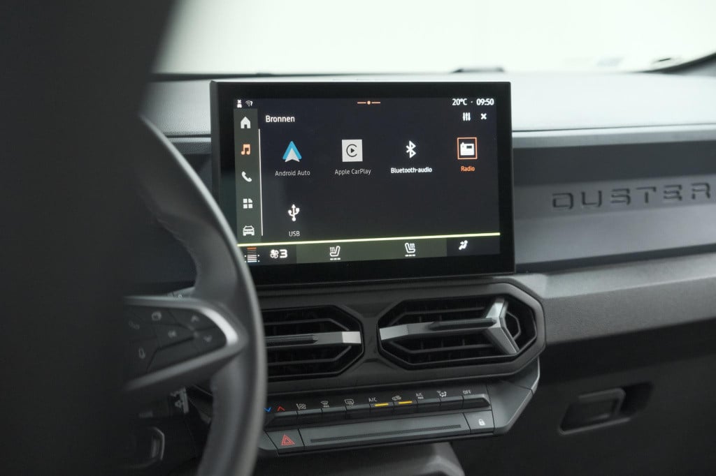 Dacia Duster mild hybrid 130 expression | camera | stoelverwarming | apple 